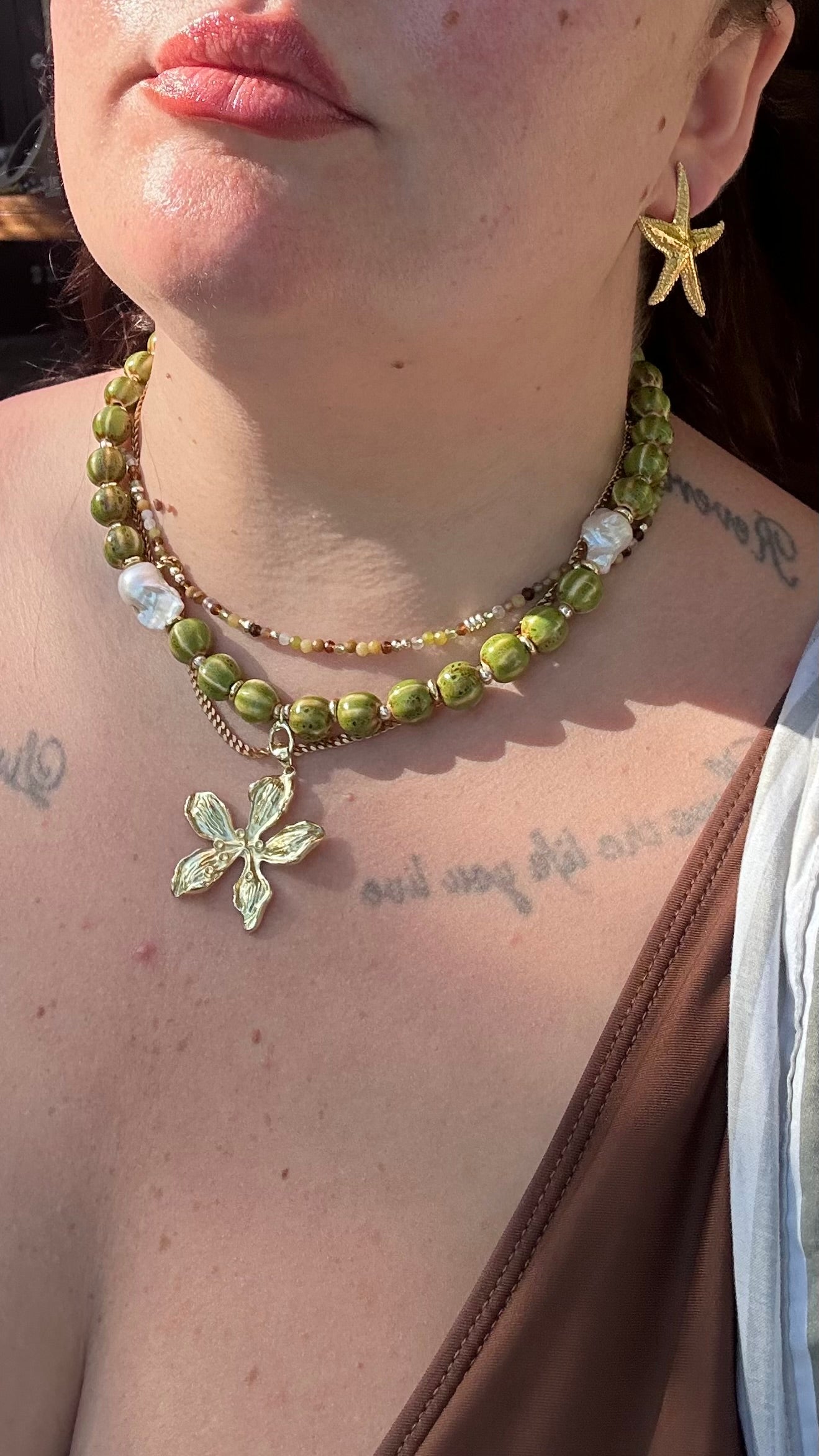 Green Stripe Beaded Necklace (Gold & Silver)