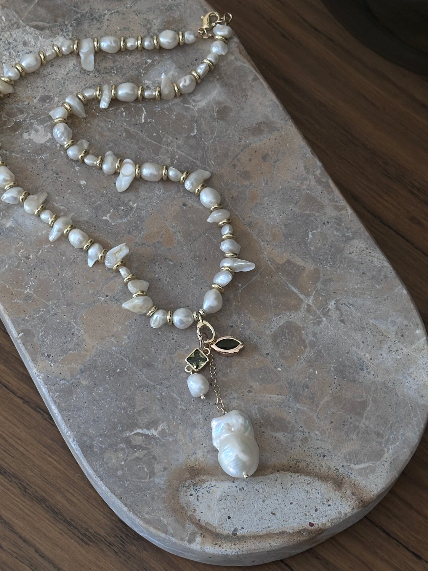 Irregular Pearl Necklace (Gold & Silver)