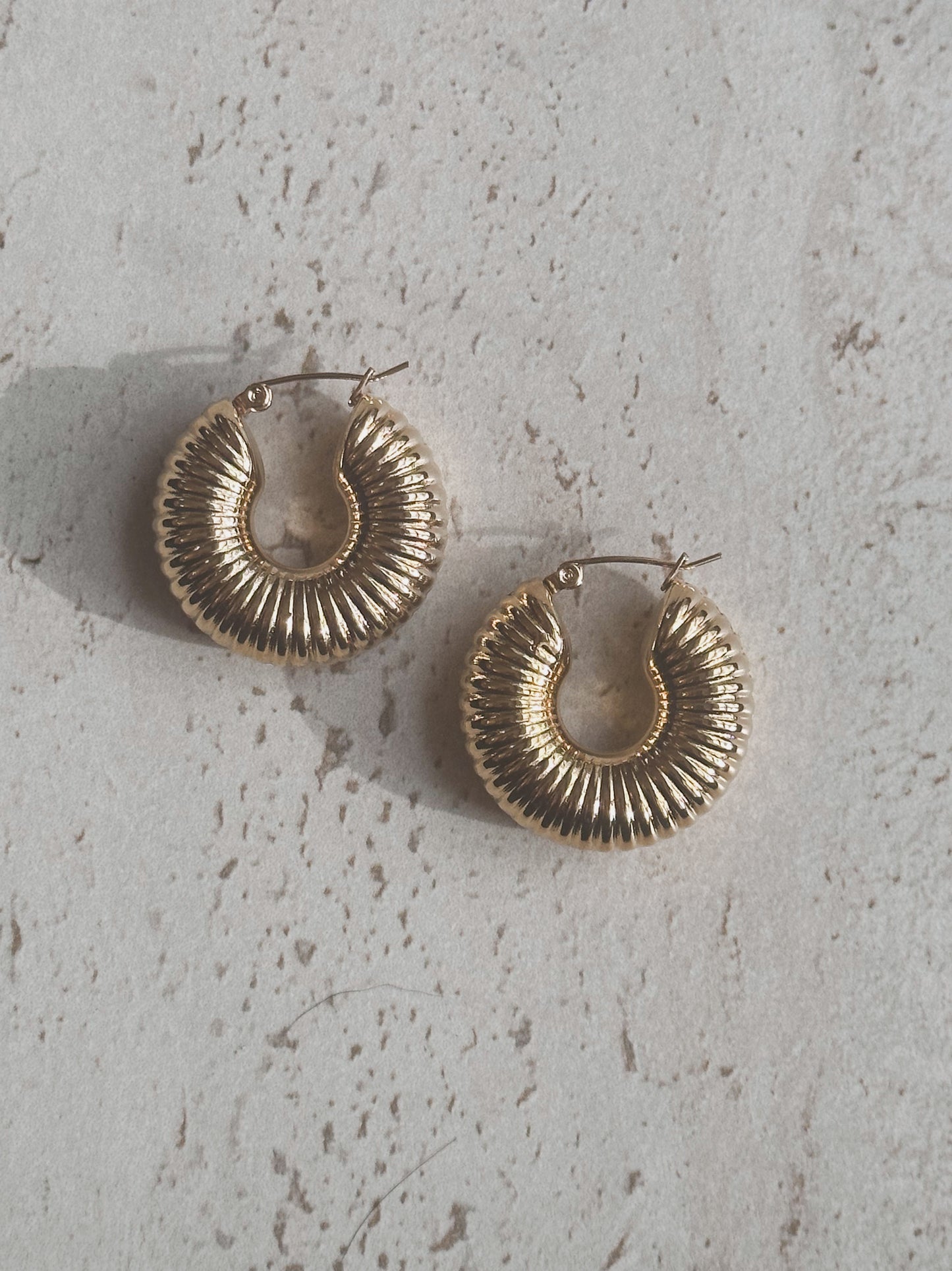 Maisie Chunky Ribbed Hoops