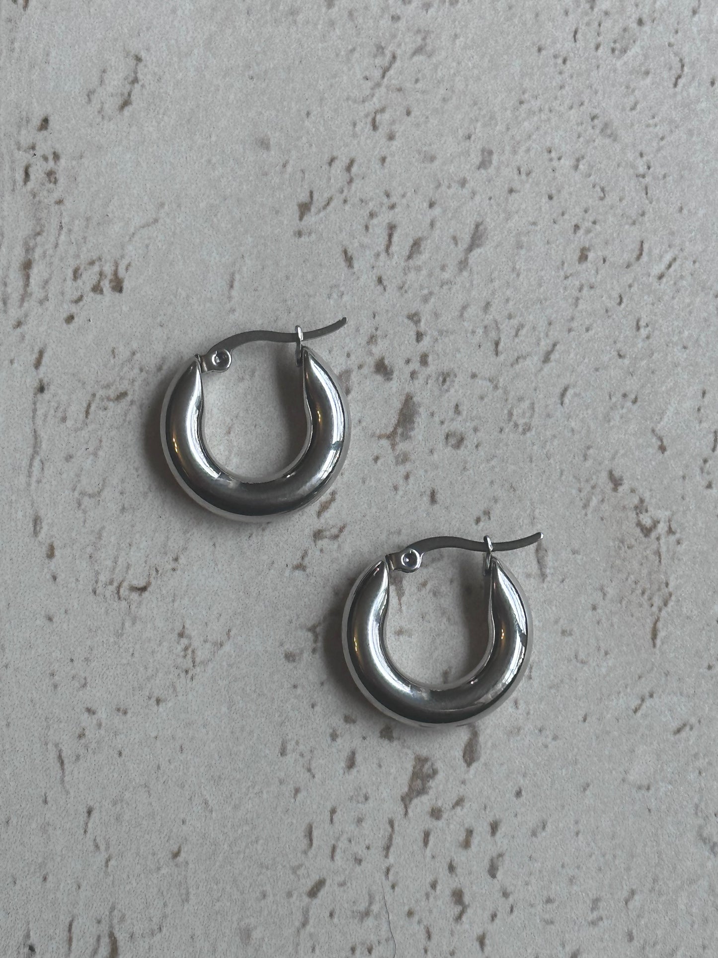 Aria Hoops (Gold & Silver)