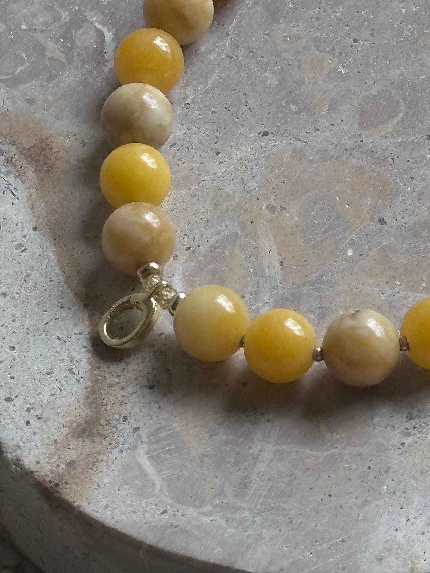 Yellow Jade Beaded Necklace (Gold & Silver)