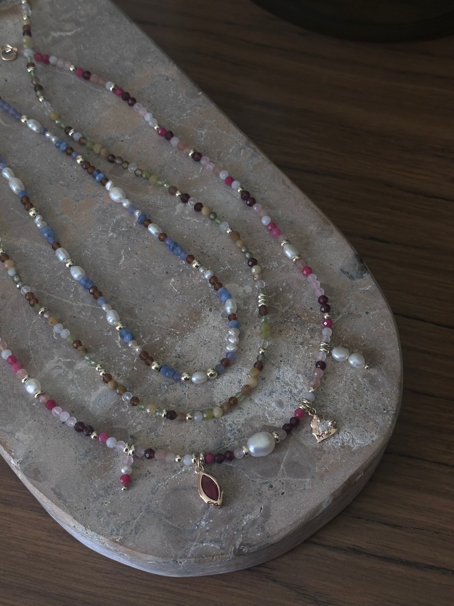 Green dainty Beaded Necklace (Gold & Silver)