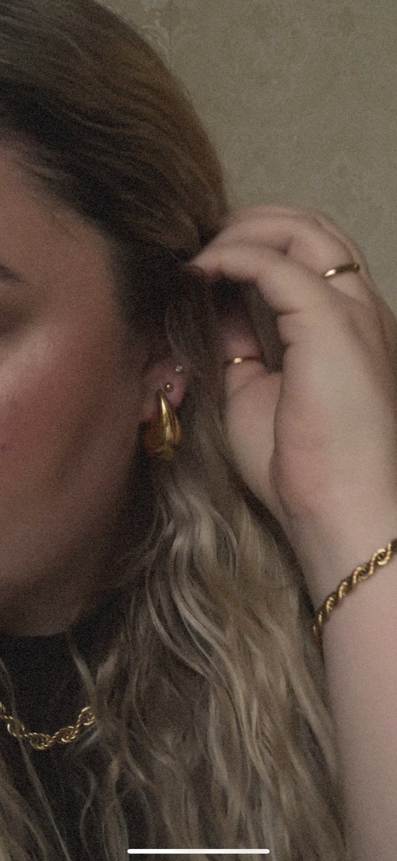 Goldie Teardrop Studs (Gold & Silver)