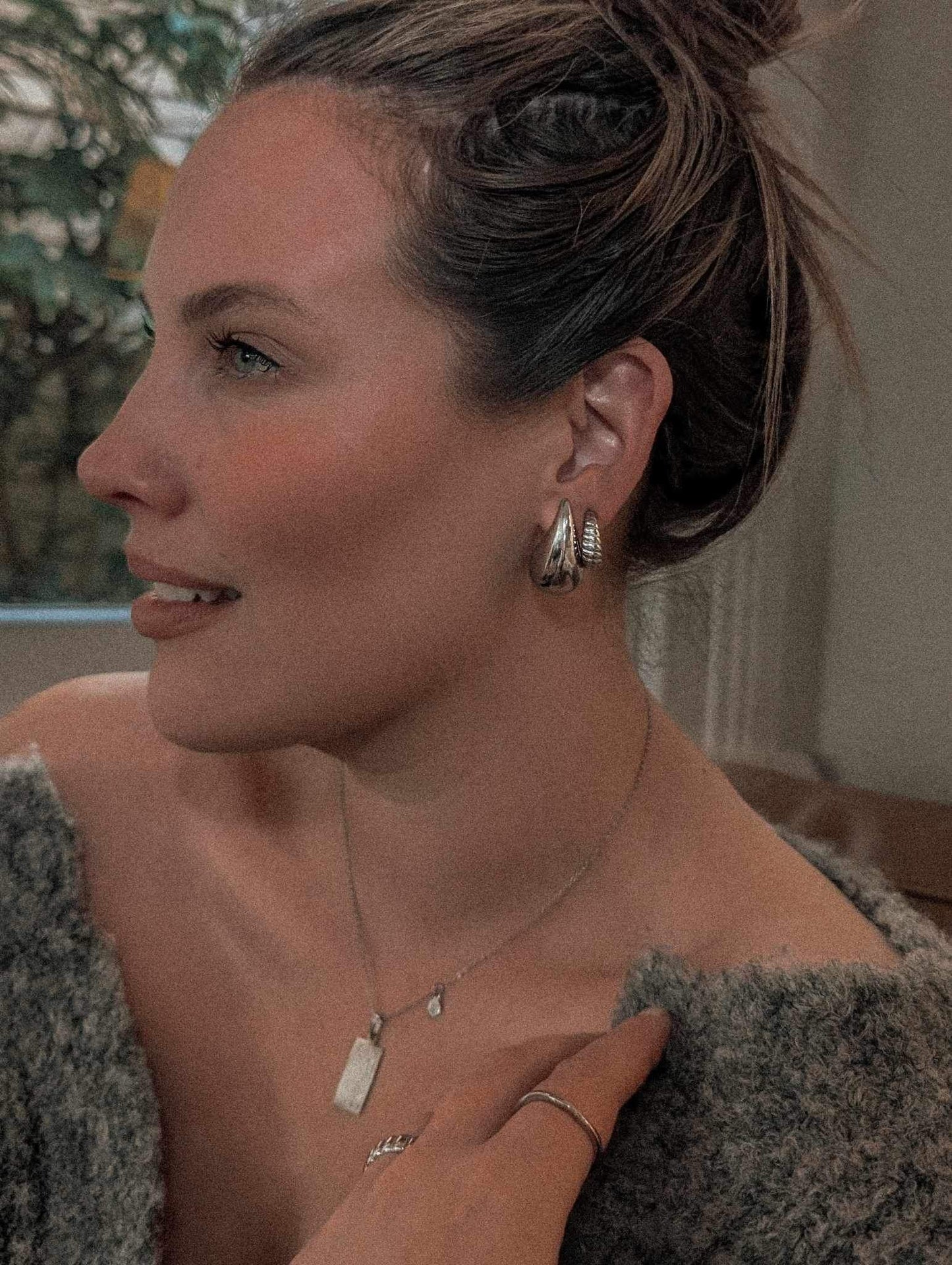 Goldie Teardrop Studs (Gold & Silver)