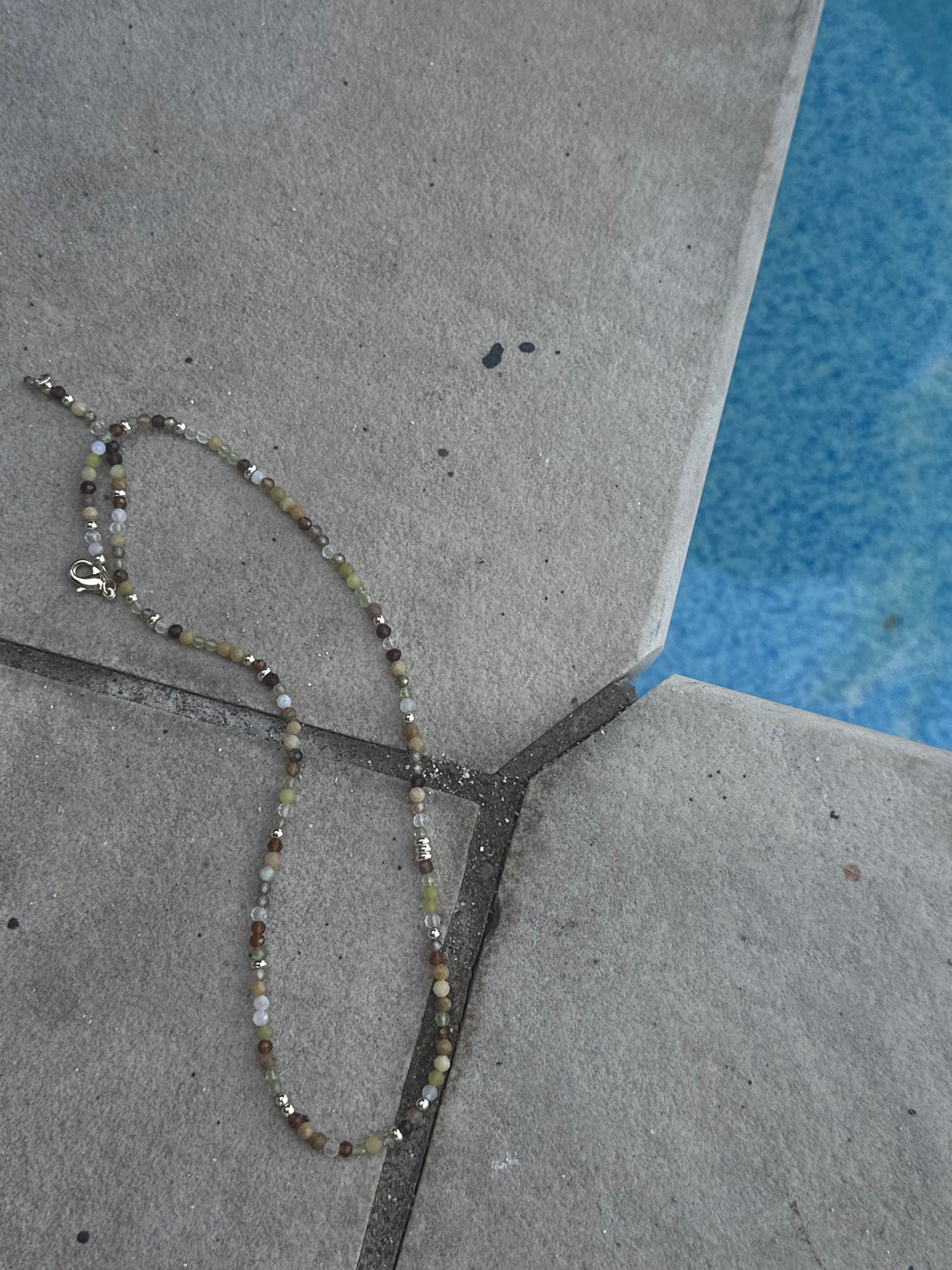 Green dainty Beaded Necklace (Gold & Silver)
