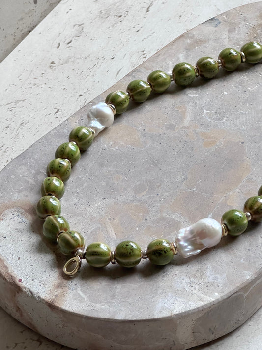 Green Stripe Beaded Necklace (Gold & Silver)