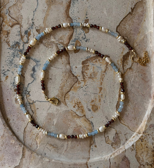 Carrie Necklace RTW (Gold 17 inch)